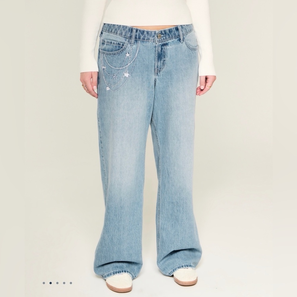 Hollister  Baggy New Light Blue Embellished Women's Jeans